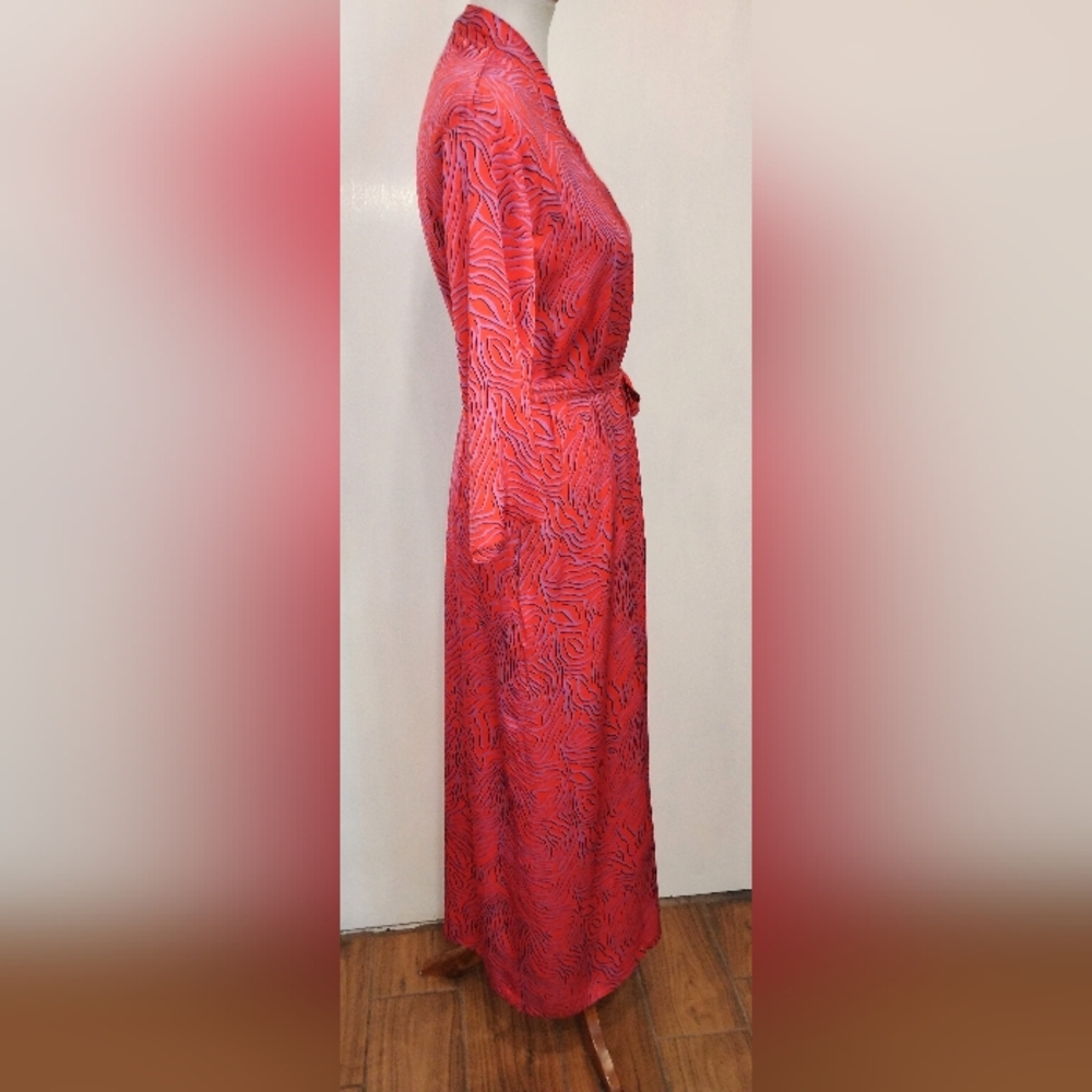 TUCKER MOSTLY SILK ROBE - Picture 4 of 9